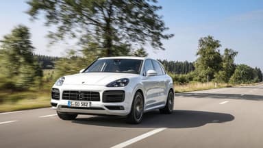 Porsche Cayenne S E-Hybrid