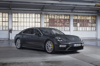 Porsche Panamera hybride rechargeable