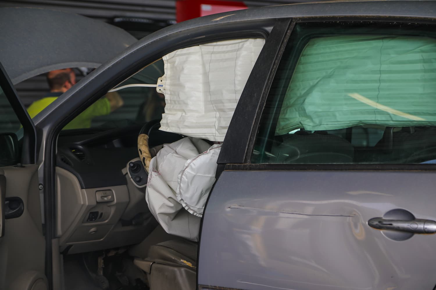 Les airbags sont déployés avant toute intervention sur le véhicule